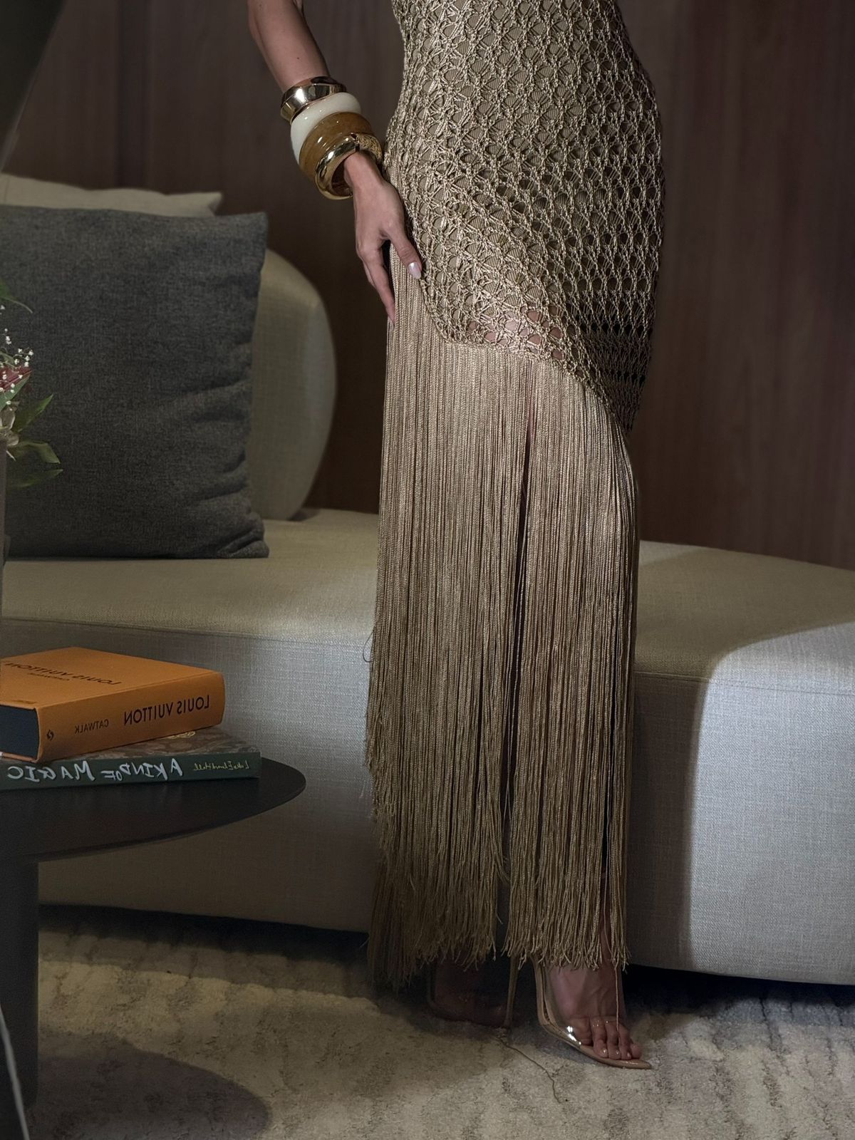 VESTIDO MADRE PÉROLA TOFFEE, FIOS DE SEDA