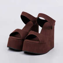 Tamanco Feminino de Camurça