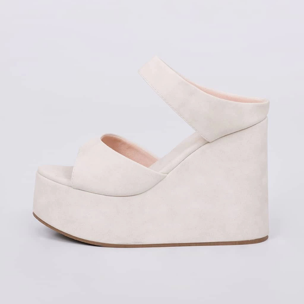 Tamanco Feminino de Camurça