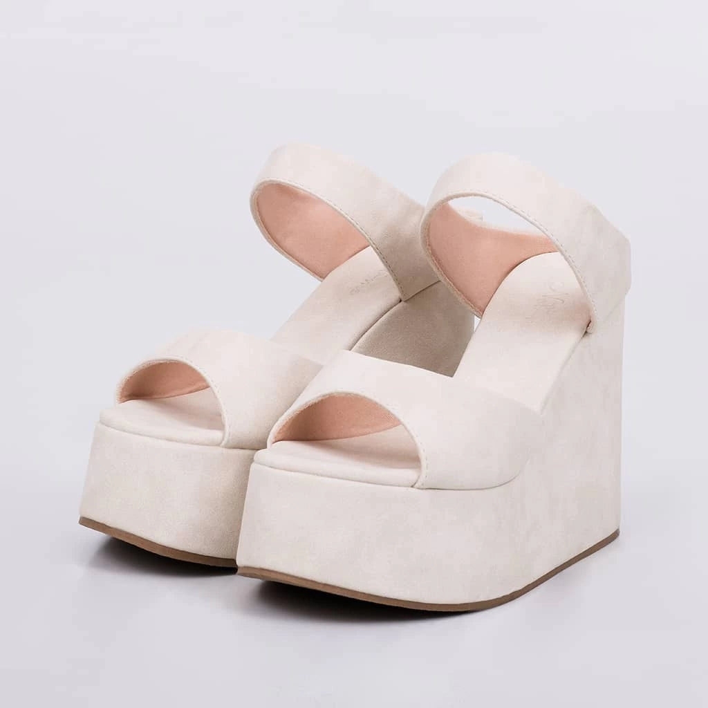 Tamanco Feminino de Camurça