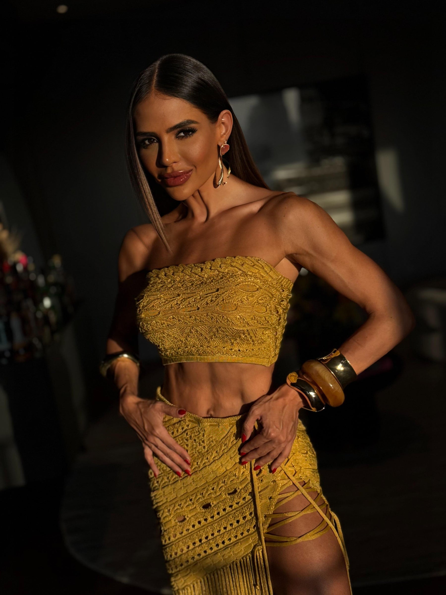 CONJUNTO VERANO GOLD - TOP, SAIA E HOT PANT , FIOS DE SEDA